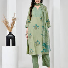 Aabroo Green Cotton Suit Set with Mulmul dupatta