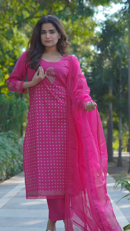 Mira – Fuchsia Radiance Handblock Gold Printed Cotton Suit Set with Organza Dupatta