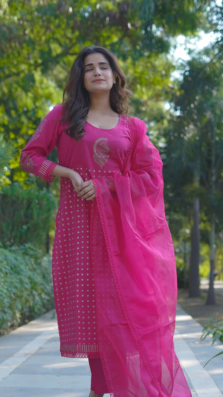 Mira – Fuchsia Radiance Handblock Gold Printed Cotton Suit Set with Organza Dupatta