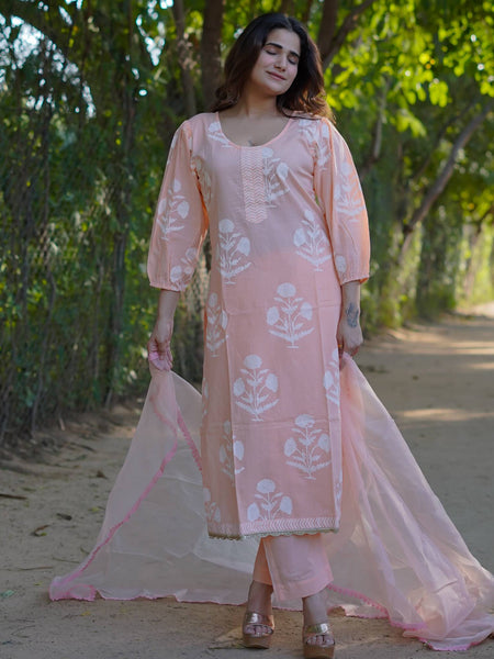 Anaira – Blush Bloom Handblock Khari Printed Cotton Suit Set with Organza Dupatta