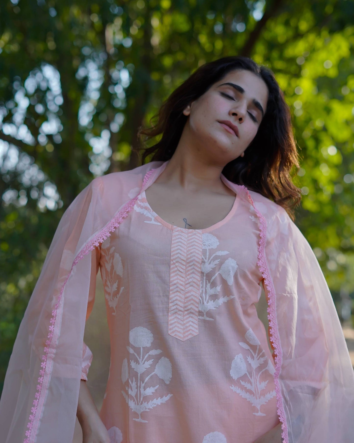 Anaira – Blush Bloom Handblock Khari Printed Cotton Suit Set with Organza Dupatta