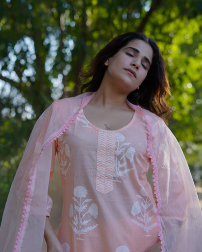 Anaira – Blush Bloom Handblock Khari Printed Cotton Suit Set with Organza Dupatta