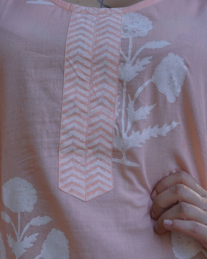 Anaira – Blush Bloom Handblock Khari Printed Cotton Suit Set with Organza Dupatta