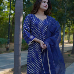 Aaravi – Midnight Gold Handblock Printed Cotton Suit Set with Organza Dupatta