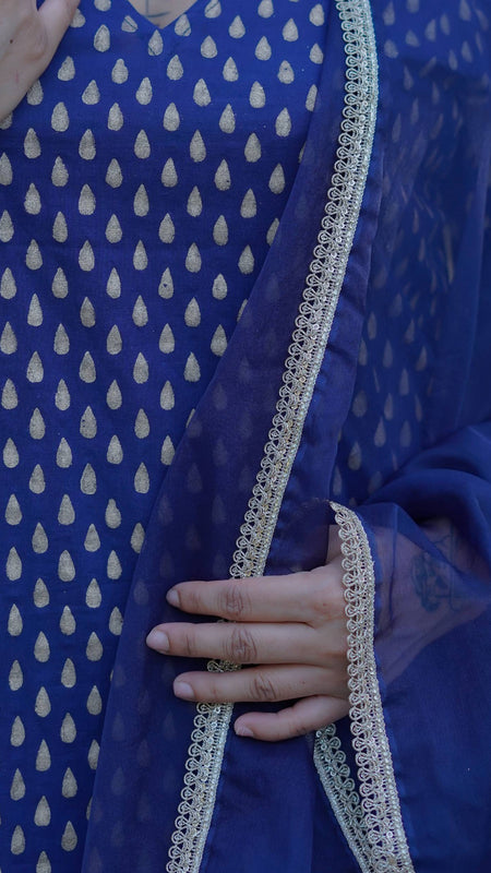 Aaravi – Midnight Gold Handblock Printed Cotton Suit Set with Organza Dupatta