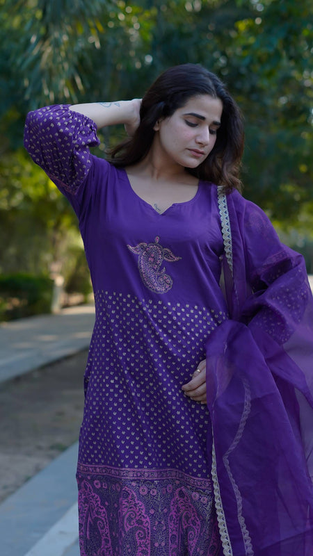 Vamika – Royal Orchid Handblock Gold Printed Cotton Suit Set with Organza Dupatta