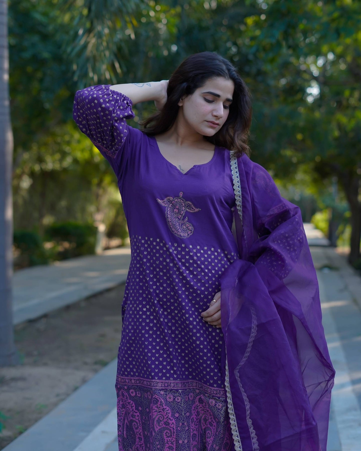 Vamika – Royal Orchid Handblock Gold Printed Cotton Suit Set with Organza Dupatta