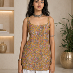 Elegant Floral Printed Sleeveless Kurti Top for Women