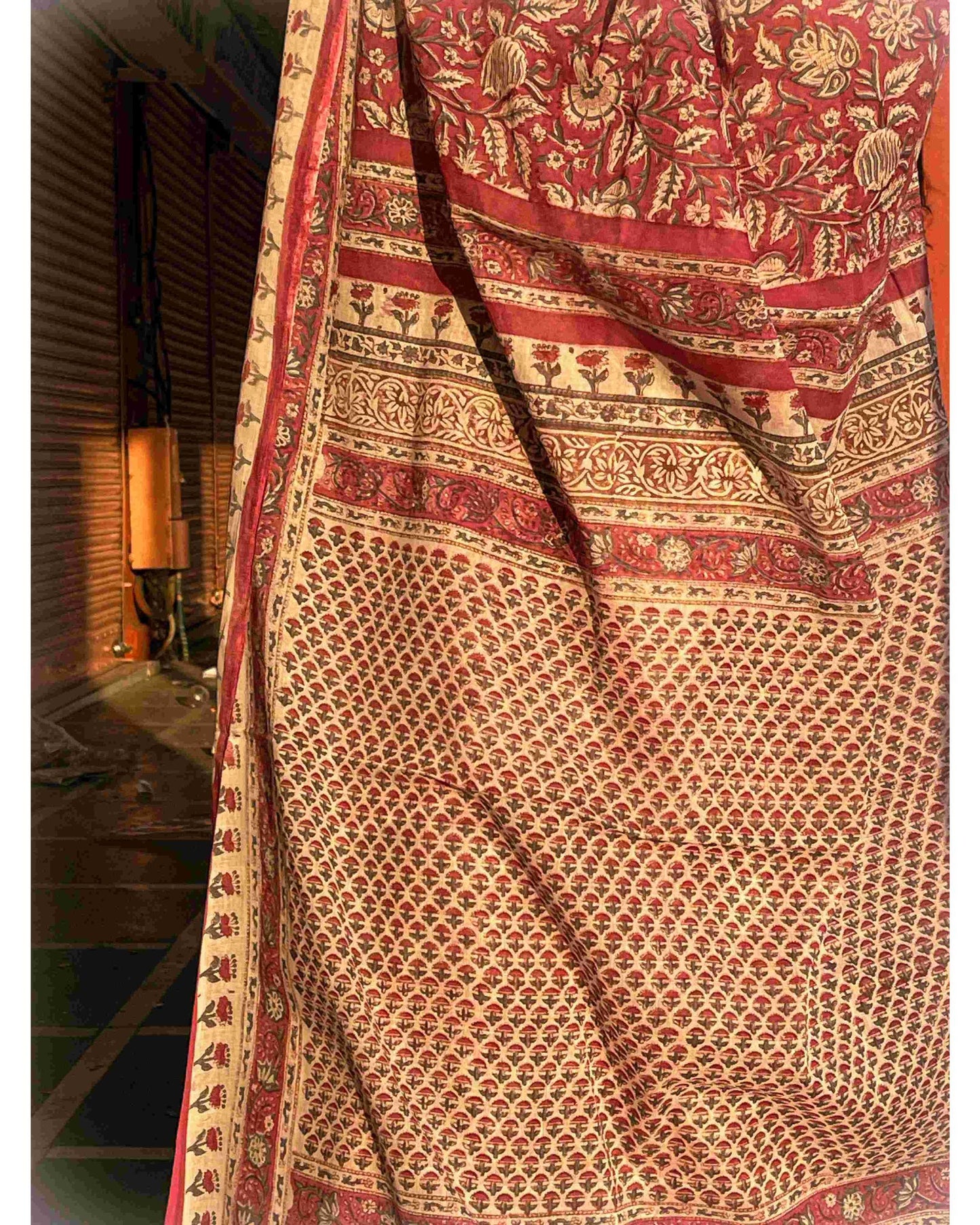 Madhuvan Maroon Printed Floral Cotton Saree