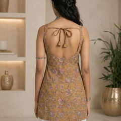 Elegant Floral Printed Sleeveless Kurti Top for Women